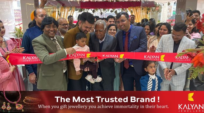 കല്യാണ് ജൂവലേഴ്സ് ഭട്ടിൻഡയിൽ പുതിയ ഷോറൂം തുറന്നു..