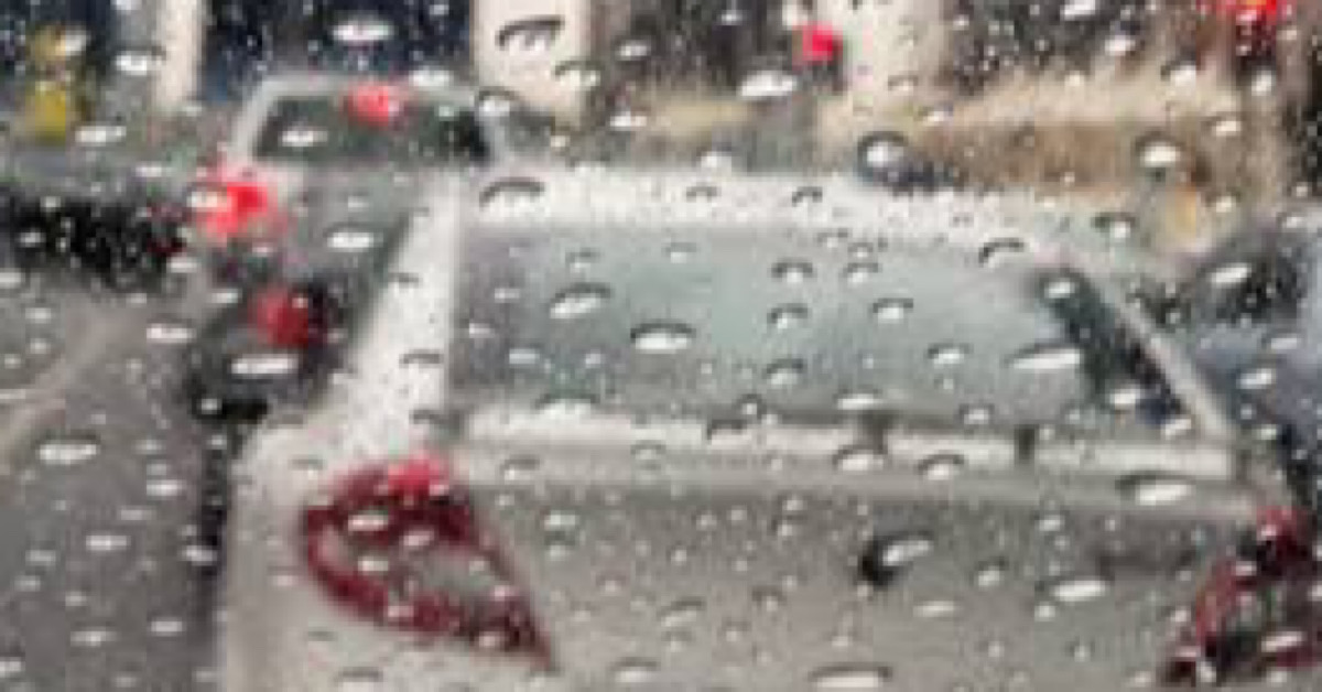 ഇന്ന് ചെറിയ തോതിൽ മഴയുണ്ടായേക്കാമെന്നും തണുത്ത രാത്രിയാകുമെന്നും ഖത്തർ കാലാവസ്ഥാ വകുപ്പ്.